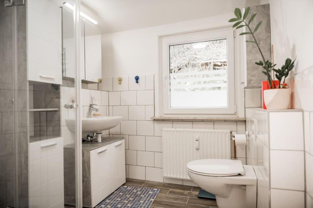 Stadt-Ferienwohnung Mit 55 M² Fuer 2 Erw. Personen Und Kind Bis 3 Jahren 바트라우터베르크 외부 사진
